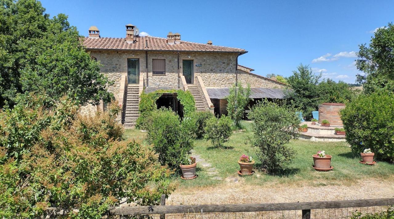 Casale Refoli Guest House Casole dʼElsa Exterior foto
